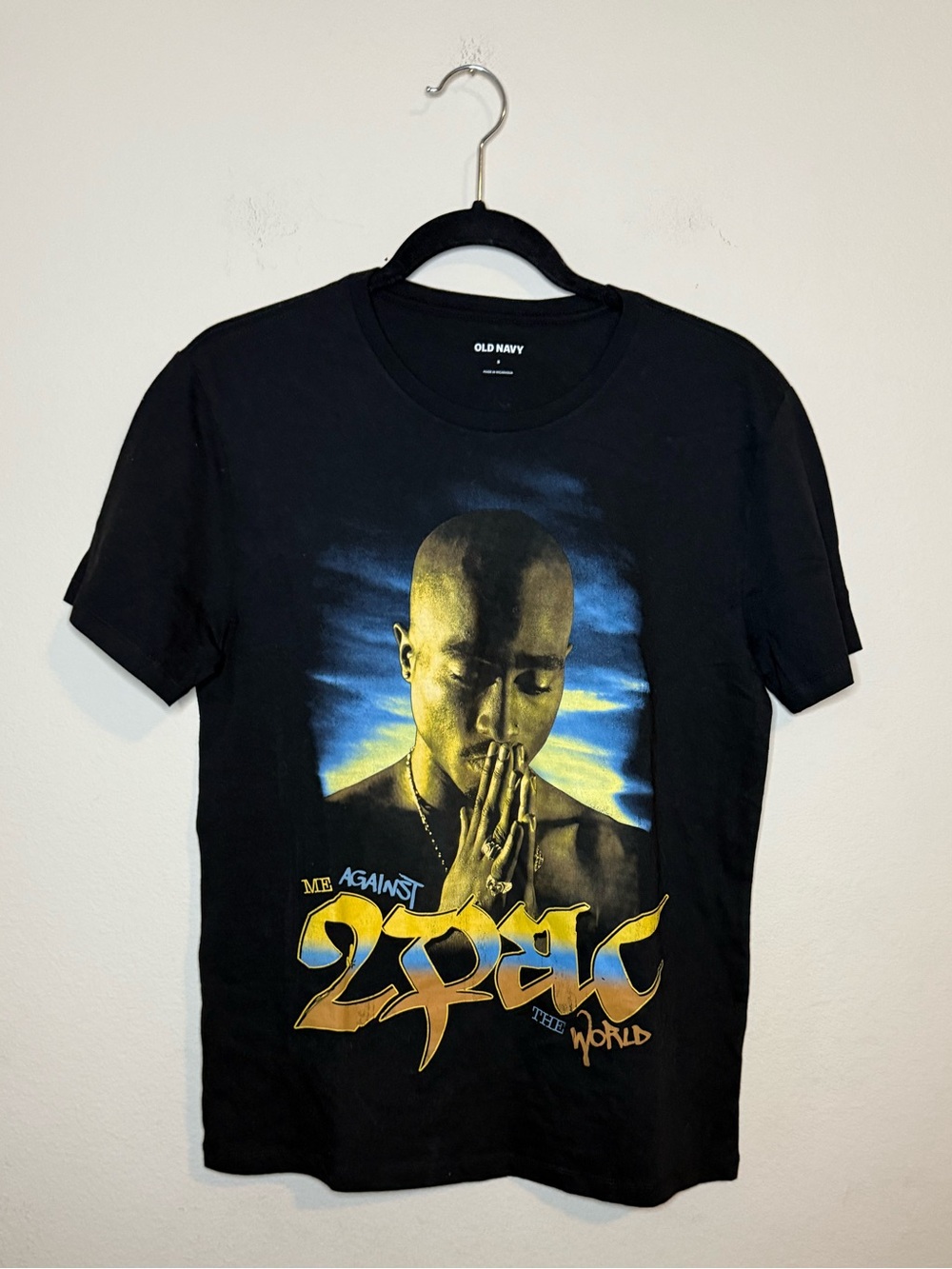 Old Navy Men’s Black 2Pac Graphic Tee